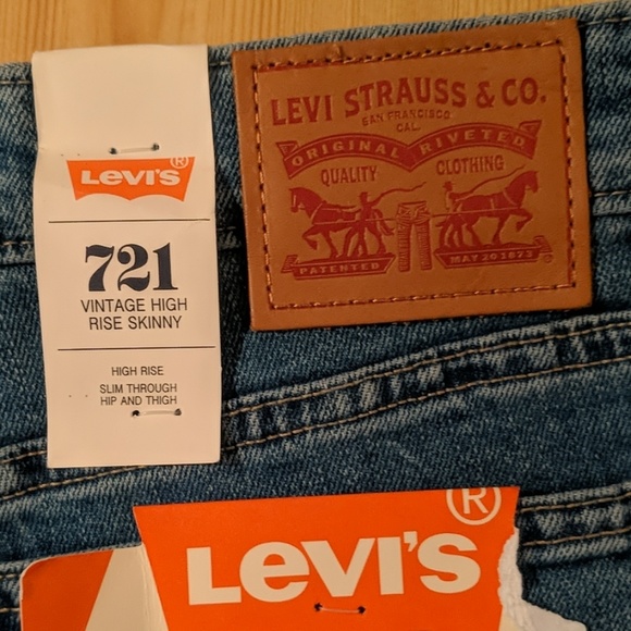 Levi's Orange Tab Denim Shorts - Picture 4 of 7